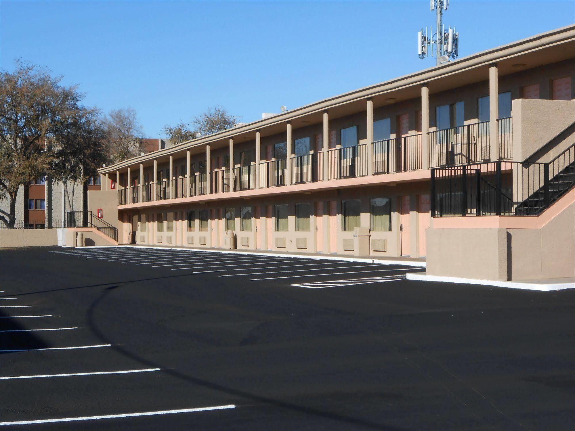 Rodeway Inn Phoenix North I-17 Exterior foto