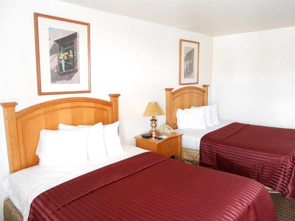Rodeway Inn Phoenix North I-17 Exterior foto